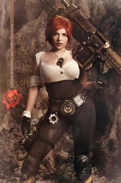 cosgeek:  Alex Brand (from the Gears of War Comic) by Maria Ramos
