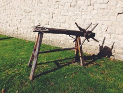 macandjameuro:  Armor and weapons in the Tower of London. 