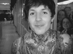 pierxe-the-veil:  Oliver Sykes (Bring Me The Horizon) not my
