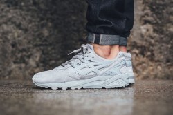 hypebeast:    ASICS GEL-Kayano Trainer “Light Grey”So fresh