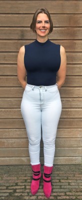 tabitafix:  Tabita Fix - in my tight light blue jeans