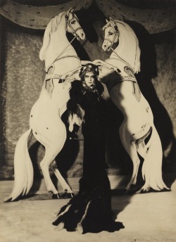 thegreatinthesmall:    Man RayLA MARQUISE CASATI, 1935  