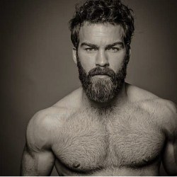 bravenbearded:  Stunning shot of @smiepeters 👌go check out