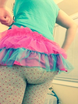 likedaddylikedaughter:  Babies should be padded at all times