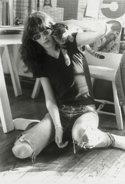 soundsof71:  Joey Ramone with a cat, via menandcats