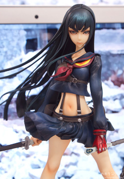 highdio:  Satsuki Kiryuin (Senketsu version). 1/8 scale.  Good