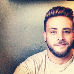 beardsftw:  campusbeefcake:  beard, squinty eyes, and spacers