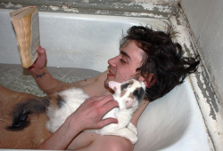 uptheskunks:  there’s nothing better than cute boys with cats