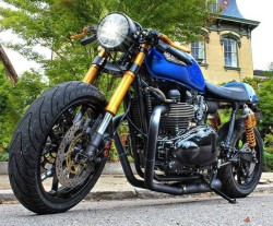 scrambler081:  caferacerclub.org