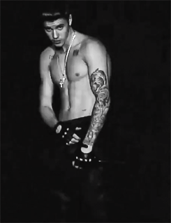 all-you-gotta-do-is-swag-s:  que te picaba Ruzio? poañdsla{pñdk,a{psd
