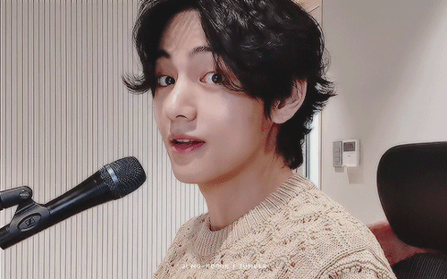 jung-koook:   he’s an art! so beautiful so breathtaking so