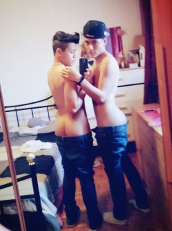 onlylatino:  Taking sagging to a new level