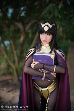 cosplayandgeekstuff:    Stella Chuu  (USA) as Tharja. Photo I