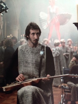 that-is-pete:  Rare Pete Townshend - Behind the Scenes of Tommy