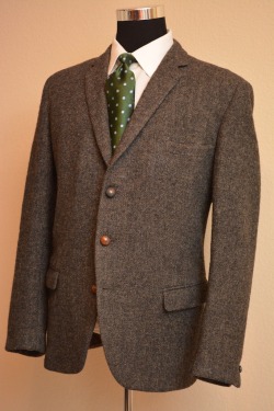 threads-repurposed:  Oldest Harris Tweed I’ve personally encountered.