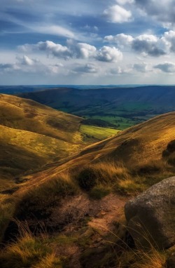 cubebreaker:  Crowden Tower | Source | Cube Breaker | Facebook