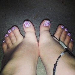 Easter egg tootsies! @joi_couch check this ouuuut. :)  #cutesynails