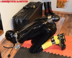 bondagetotal:  fullrubber - chastity - hands & feeds in chains