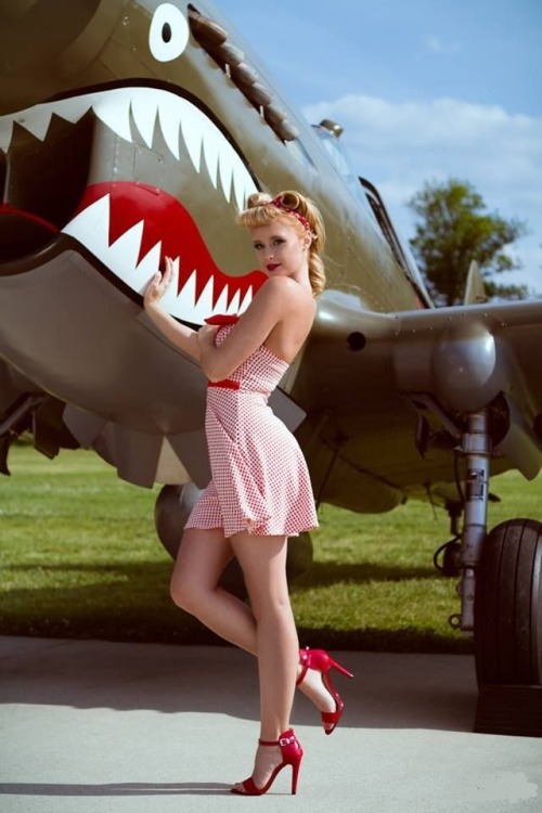 nocternalrandomness:”P-40 Pin-Up”