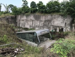 abandonedandurbex: Abandoned Train Station [670x503]