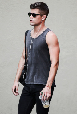 psilord9574:  Max Carver