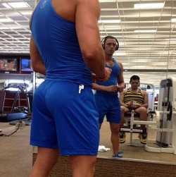 hispanicbooty10: I love blue!  #bubblebutt #gymass #gymbutt #candidass