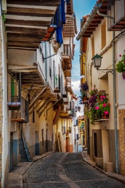 visitheworld:  Narrow streets of Morella, Comunidad Valenciana