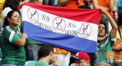 zurichfutbolsoccer:  Los mexicanos les mandan mensajes a Holanda