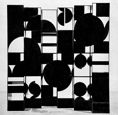danismm:  “Atmosphere and environment” by Louise Nevelson,
