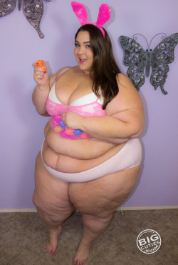 Happy Easter Everyone!Here are some previews from my newest set, up now at BoBerry.BigCuties.Com