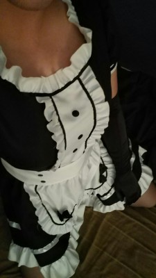 Maid outfit but too lazy to do my makeup