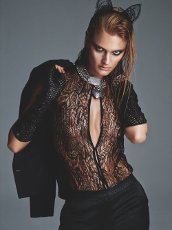 stormtrooperfashion:  Constance Jablonski in “Catwoman” by Greg