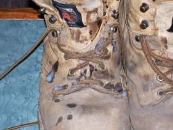 pigshouse:  Another cum stain on my work boots 