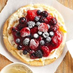 intensefoodcravings:  Berry Breakfast Pizzas