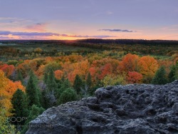 superbnature:Rattlesnake Point Lookout by KirillM