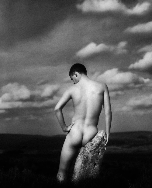 newloverofbeauty:  William Waterworth:  Self-Isolation  (2020)