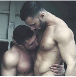 muscleorlando: I know I have some women and straight men followers.