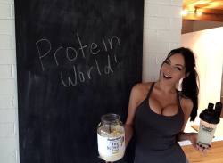 Smiley morning with @proteinworld because getting great results