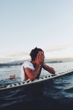 jayalvarrez:  After a sweet two lived days back home in hawaii