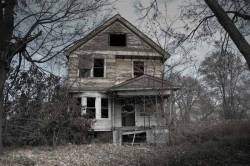 congenitaldisease:  The Sayer House (Kentucky) - Legend has