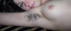 biggchipper:  mybushywife429:  I’m starting to love hairy armpits