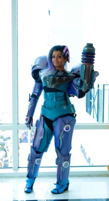 cosplayingwhileblack:  My original Sombrus, Overwatch/Metroid