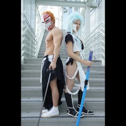 livingichigo:  Bleach Cosplay Photoshoot.  Fem-Grimmjow: @jojopandaface