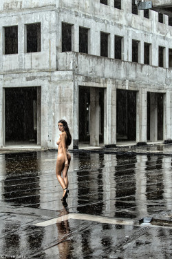 500pxpopularnude:  rainy day No.2 by ZeleiPeter , via http://ift.tt/1lRLnKI