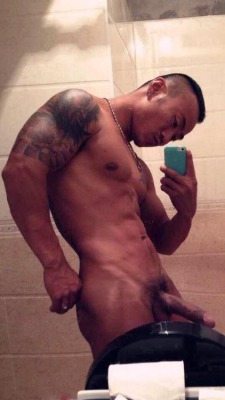 nice bod and long dick…