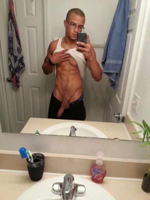 Please follow:1 http://nudeselfshots-blackmen.tumblr.com/2 http://gayhornythingz.tumblr.com/3 http://nudeselfshotsofmen.tumblr.com/