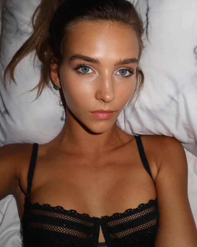 r-c00k-deactivated20200615:Rachel Cook 