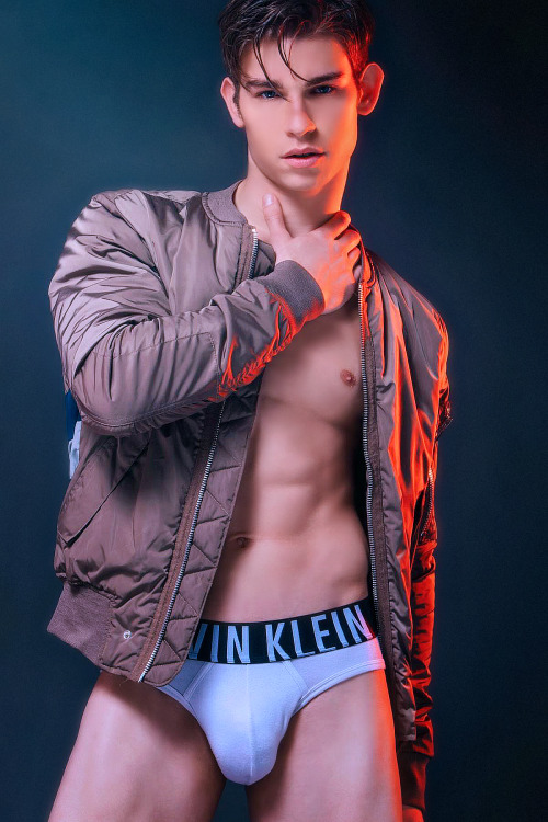 aesthetic-dreamguys:  DreamGuys  