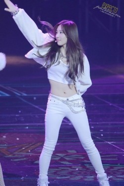 luckypost2:  TaeYeon member of Girls Generation | KPOPhttp://www.luckypost.com/taeyeon-member-of-girls-generation-kpop-139/