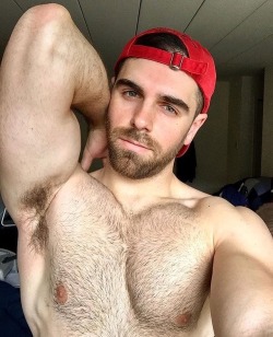 beardburnme:  bennyboo1989 Instagram